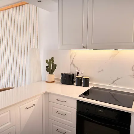 Sea View - Apartament *