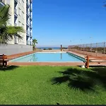 Sea View - *