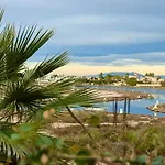 Sea View - *